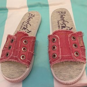 Blowfish slip on sneaker